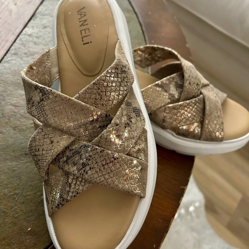 Vaneli Women's Metallic Gold Snakeskin Crisscross Slide Sandal